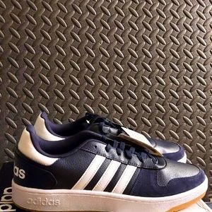 Adidas Hoops 2.0 size 13M